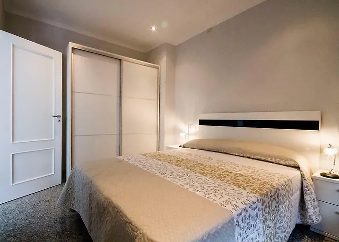 Paseo Do Mar 2 Апартаменты Эсаро