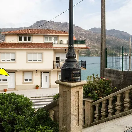 Paseo Do Mar 2 * Ézaro